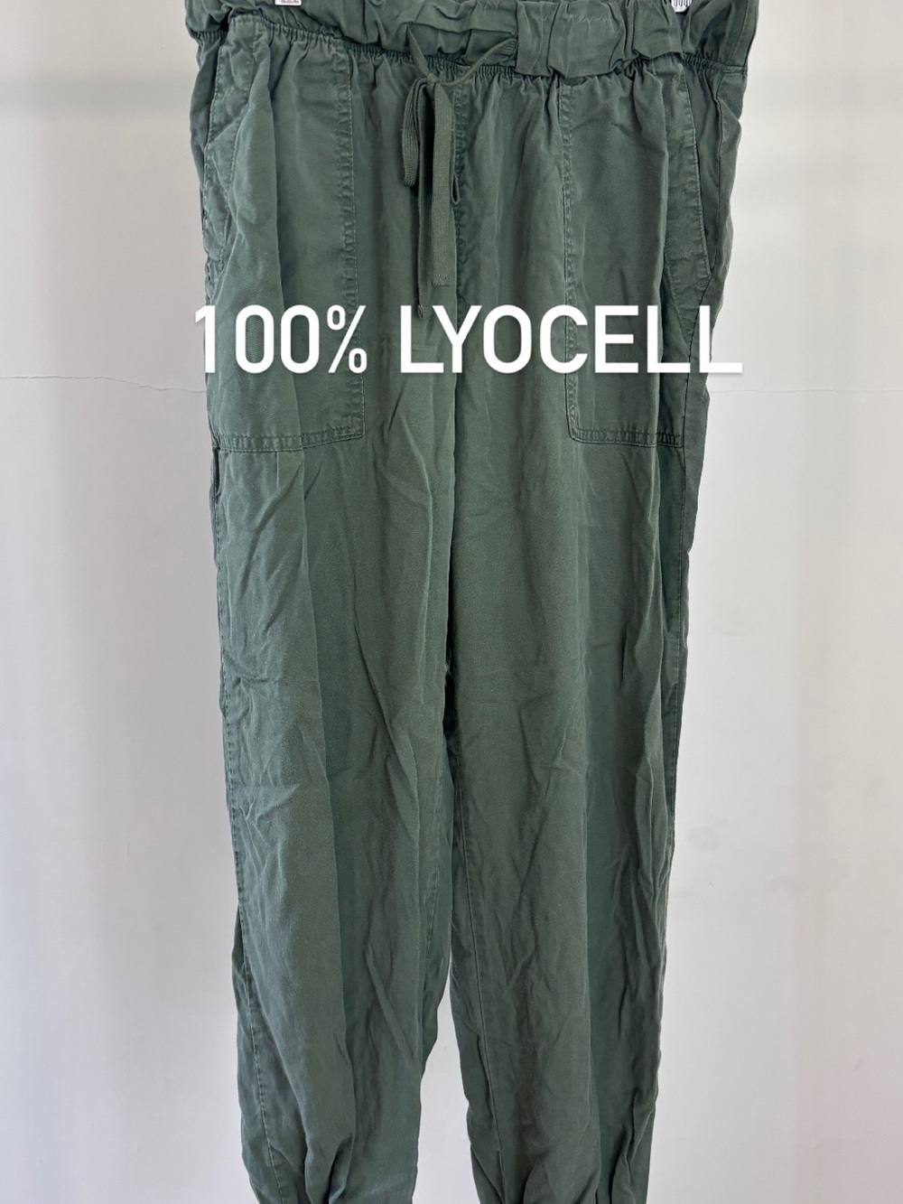 Universal Threads Olive Green Lyocell Jogger Pants | Natural Fiber | size M